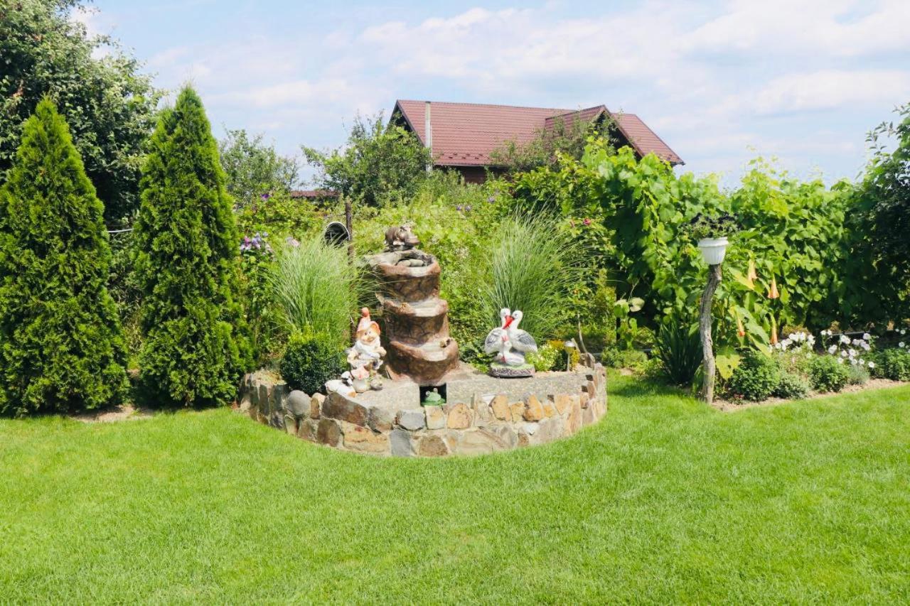 Садиба Анна - Термальні Води Косино Zapson Exterior foto