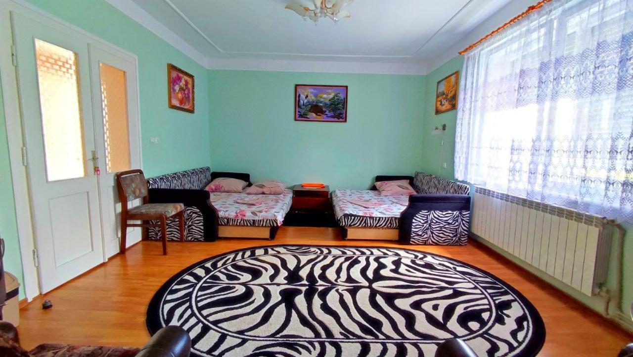 Садиба Анна - Термальні Води Косино Zapson Exterior foto